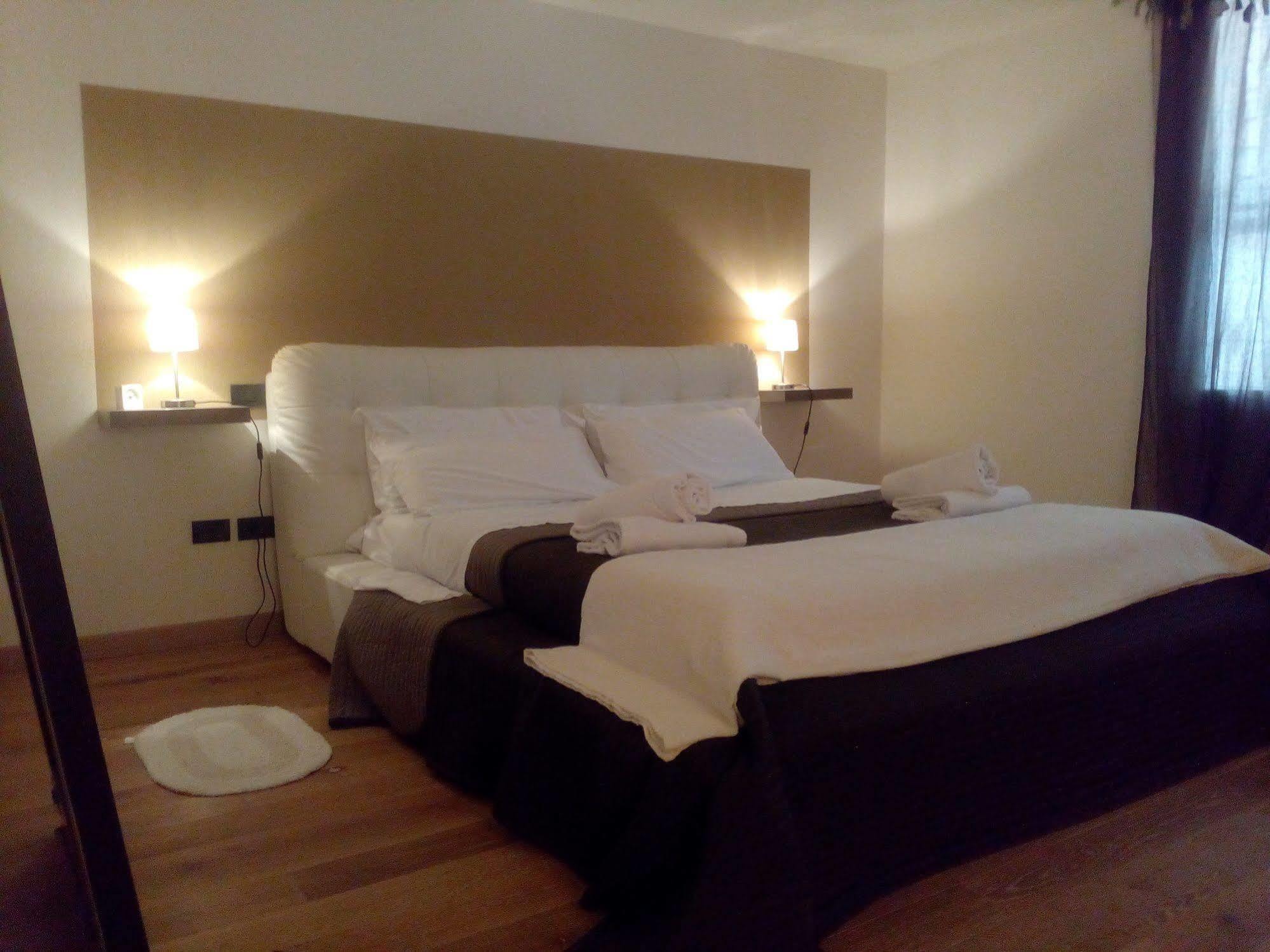Relais Villa Lezard Lazise Exterior photo